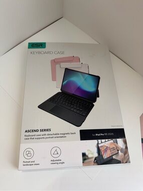 ESR Ascend Series Keyboard Case for iPad Pro 11 (2024) - Black